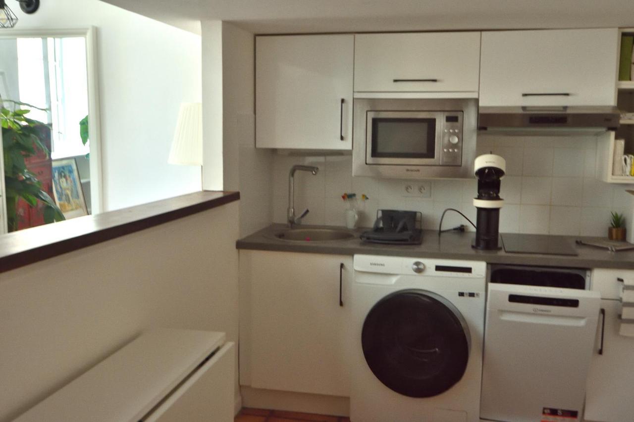 Apartment 33 On The Old Historic Senate Square 尼斯 外观 照片